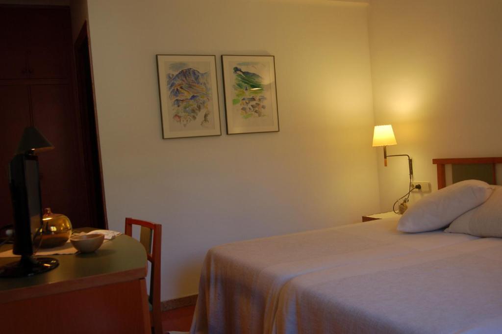 Hotel Vall Ferrera Areu Εξωτερικό φωτογραφία